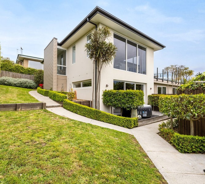 105 Major Hornbrook Road, Mount Pleasant, Christchurch - Carousel 1