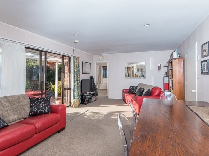 2 Burton Way, Bishopdale, Nelson - Carousel 2