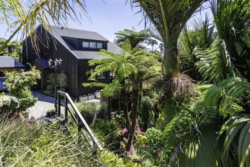 81 Evelyn Road, Cockle Bay, Auckland - Carousel 1