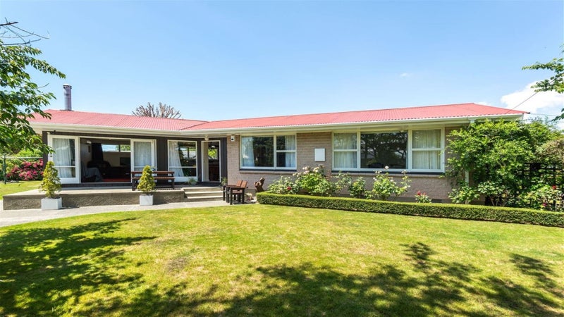 30 Appleby Crescent, Burnside, Christchurch - Carousel 1