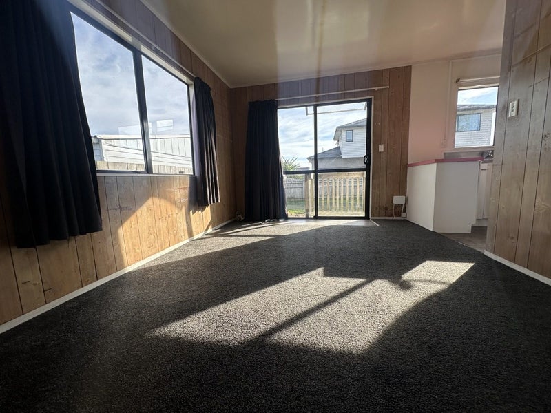 20 Islay Place, Wiri, Auckland - Carousel 2