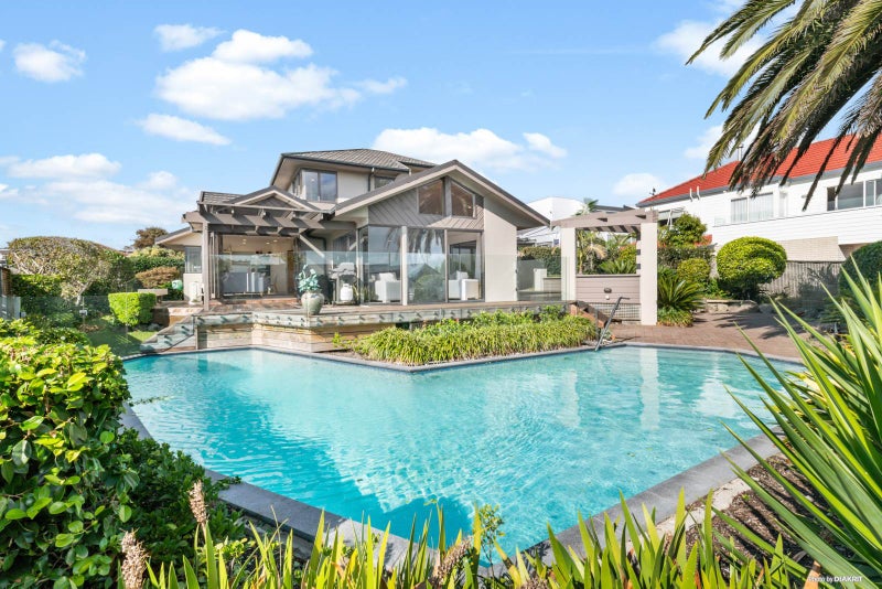 73 Oliver Road, Eastern Beach, Auckland - Carousel 1