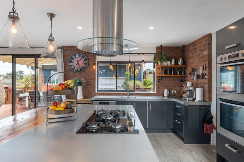 14A Downes Street, Titahi Bay, Porirua - Carousel 2