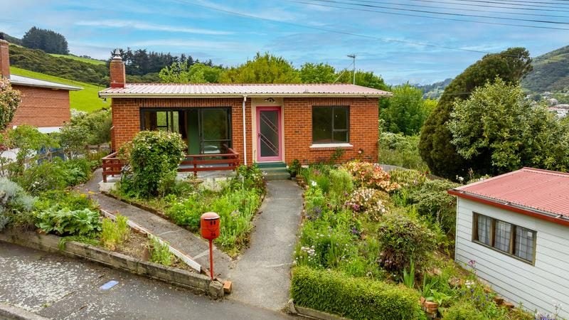 56 Kelvin Road, North East Valley, Dunedin - Carousel 1