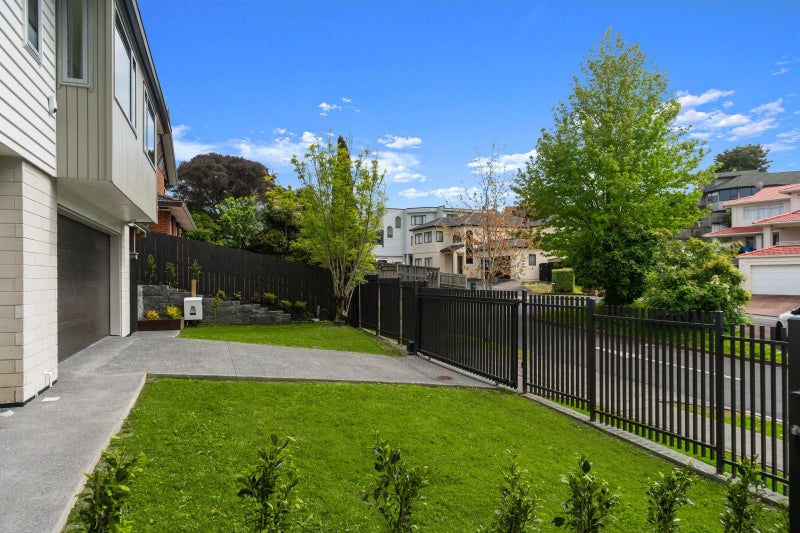 8 Colonel Barton Glade, Saint Johns, Auckland - Carousel 2