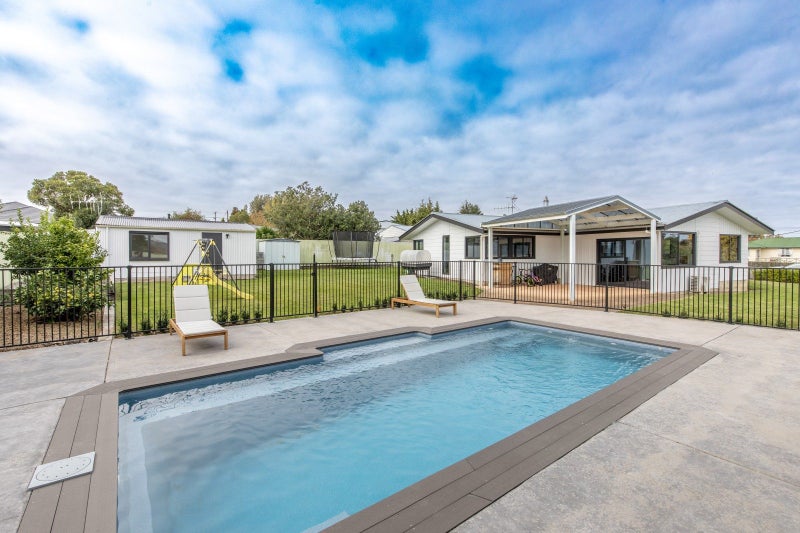 4 Eden Terrace, Waipukurau, Waipukurau - Carousel 1