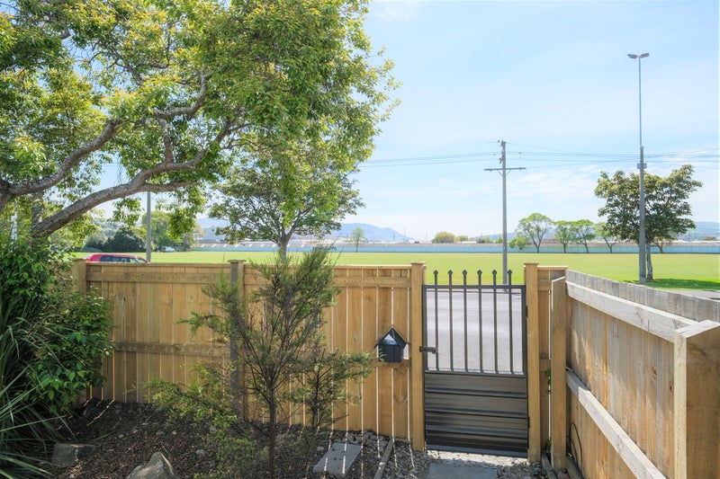 17 Helena Street, Forbury, Dunedin - Carousel 2