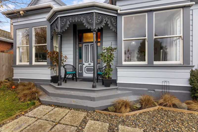 1 Lisburn Avenue, Caversham, Dunedin - Carousel 2