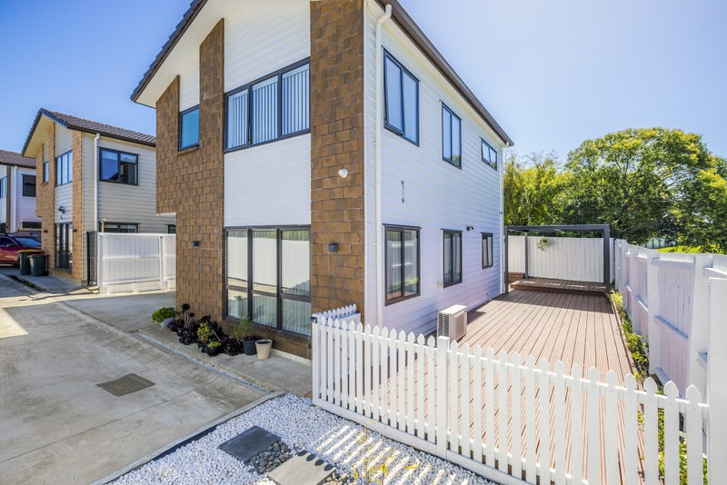 20D Margaret Road, Papatoetoe, Auckland - Carousel 2