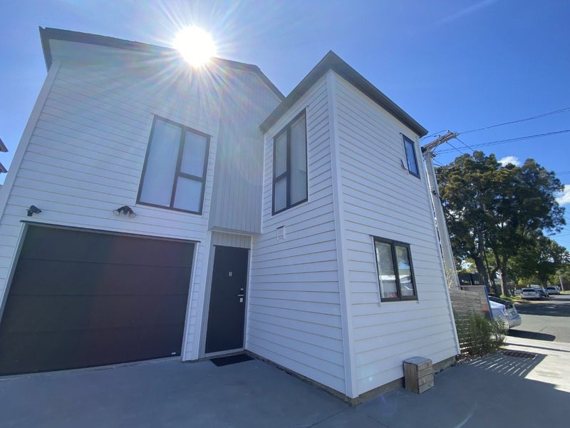 2 Seaside Place, Pakuranga, Auckland - Carousel 17
