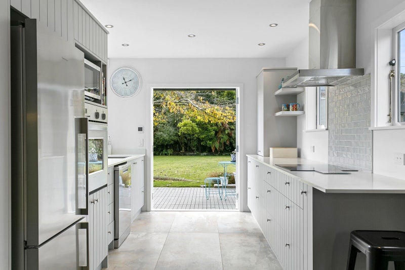 61 Chesham Avenue, Waipahihi, Taupo - Carousel 2