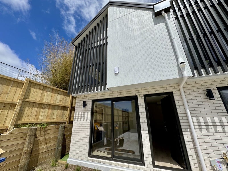 7/36 Fairdale Place, Birkdale, Auckland - Carousel 10