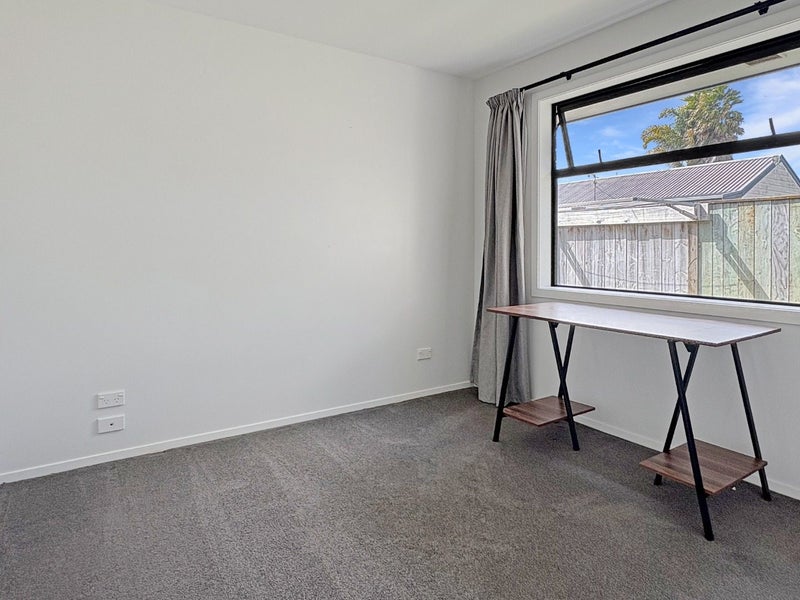 1136 Heaphy Terrace, Fairfield, Hamilton - Carousel 8