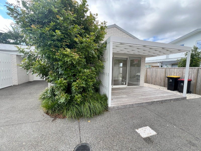 43 Chadwick Road, Greerton, Tauranga - Carousel 9
