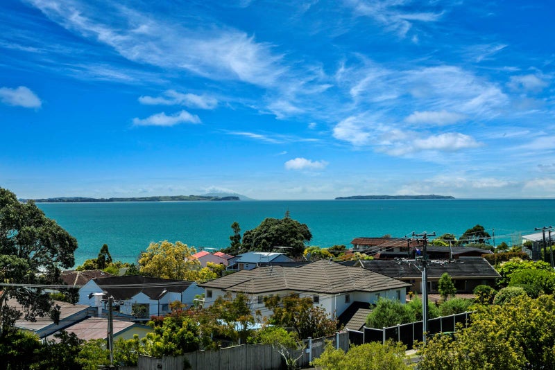 24 Kowhai Road, Campbells Bay, Auckland - Carousel 54