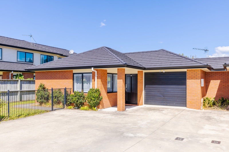 3/63 Knighton Road, Hillcrest, Hamilton - Carousel 1