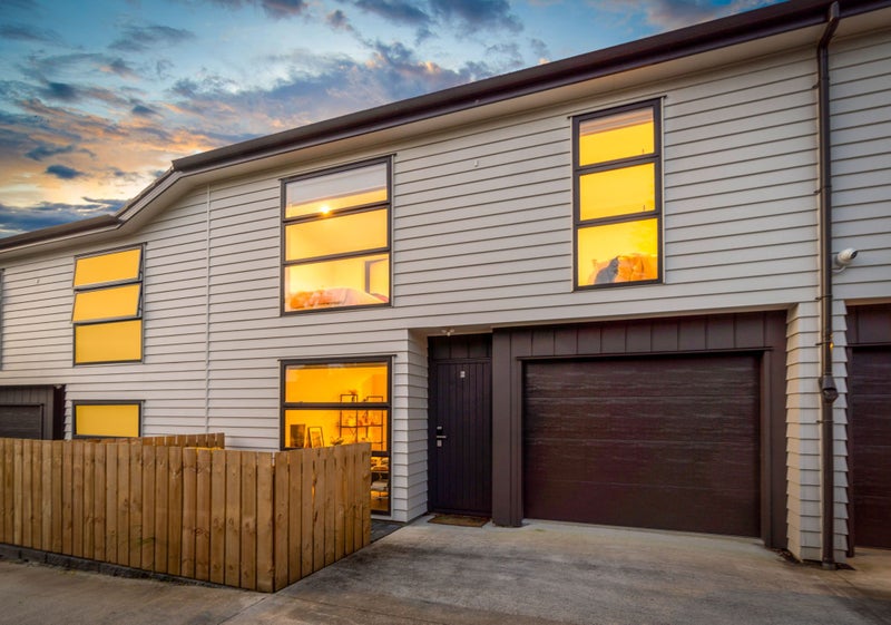 39C Waddell Avenue, Point England, Auckland - Carousel 2