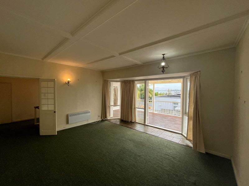11 Sunderlands Road, Half Moon Bay, Auckland - Carousel 30