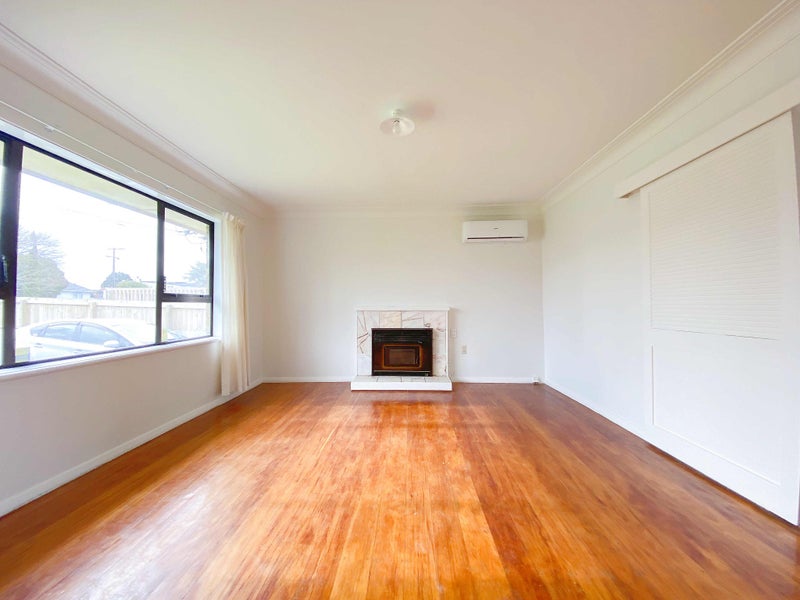 43 McAnnalley Street, Manurewa East, Auckland - Carousel 2