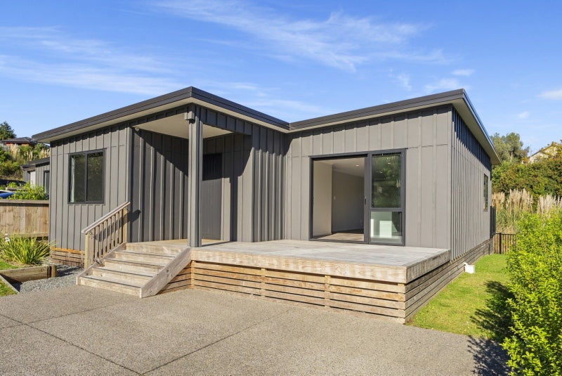 10 Wrybill Way, Welcome Bay, Tauranga - Carousel 1