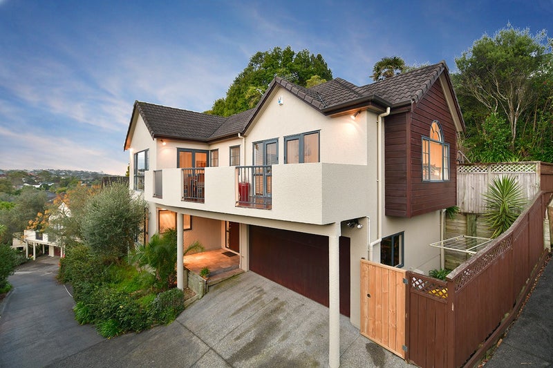 4/19 Langana Avenue, Browns Bay, Auckland - Carousel 1