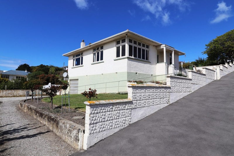 65 Tyne Street, South Hill, Oamaru - Carousel 2