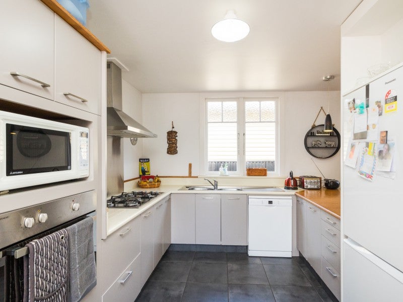 39 Wood Street, Takaro, Palmerston North - Carousel 2
