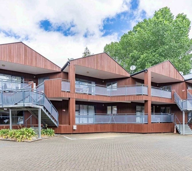 20/3 The Avenue, Albany, Auckland - Carousel 1