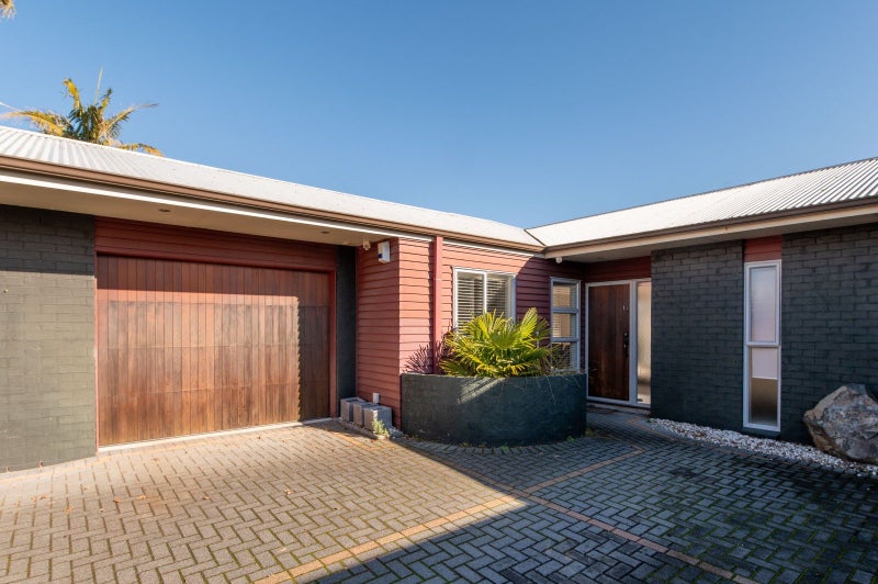 13C Lytton Street, Glenholme, Rotorua - Carousel 1