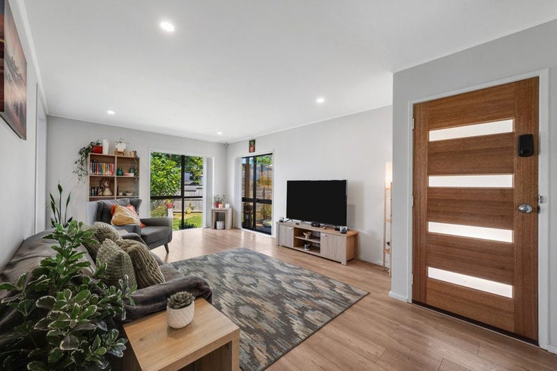 3 Nearco Street, Randwick Park, Auckland - Carousel 2