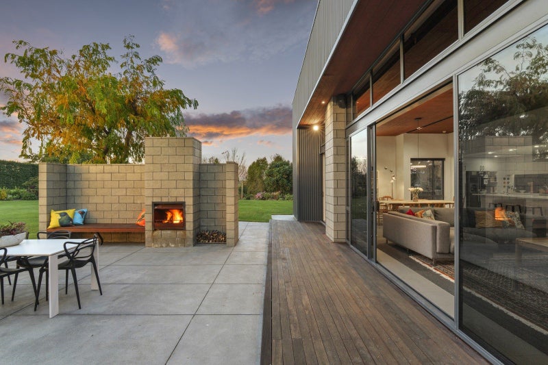 4/186 Knights Road, Christchurch - Carousel 1