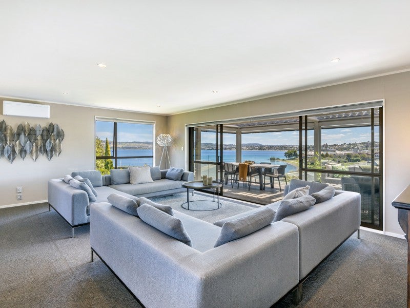 5 Otupai Street, Two Mile Bay, Taupo - Carousel 2