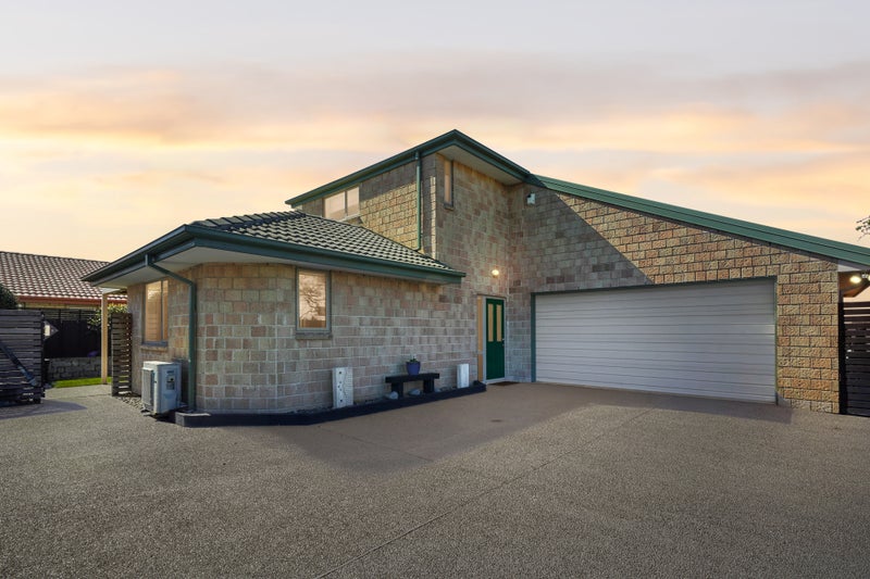 8A Sandalwood Place, Waimairi Beach, Christchurch - Carousel 1