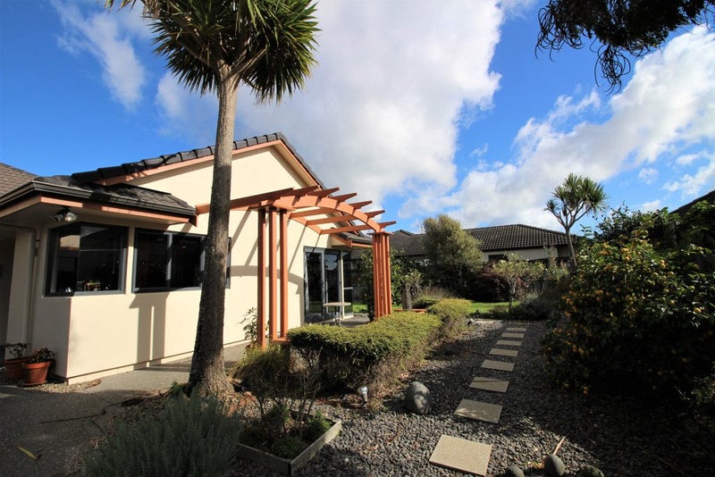 26 Evansbel Place, Papamoa Beach, Papamoa - Carousel 1