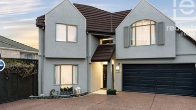 19I Claremont Way, East Tamaki Heights, Auckland - Carousel 1