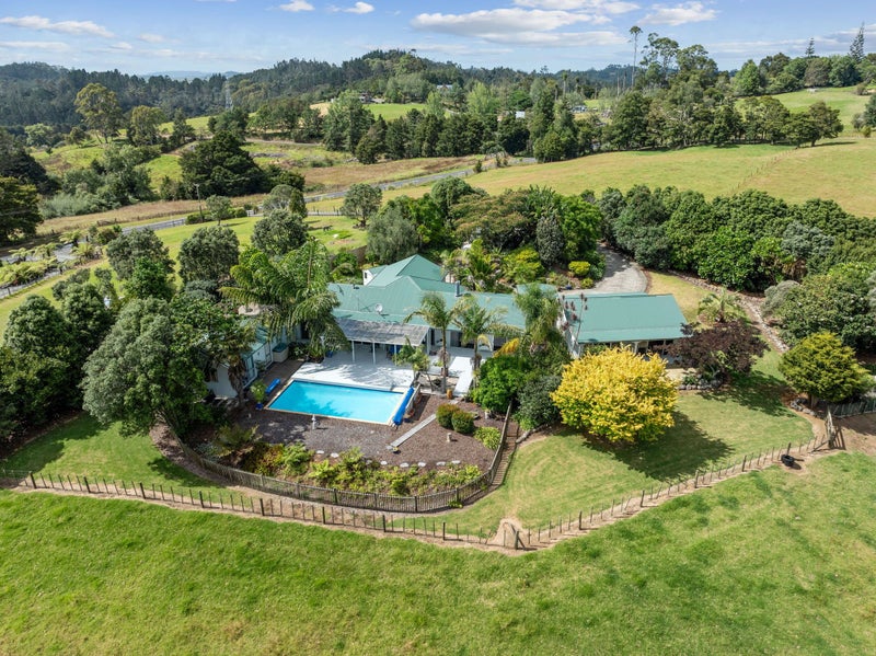 212 Pukeatua Road, Whangarei - Carousel 1