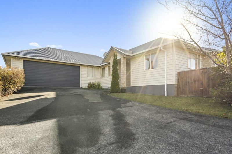 1 James Nairn Grove, Riverstone Terraces, Upper Hutt - Carousel 19