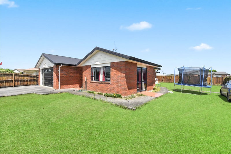 1 Corsair Place, Melville, Hamilton - Carousel 2