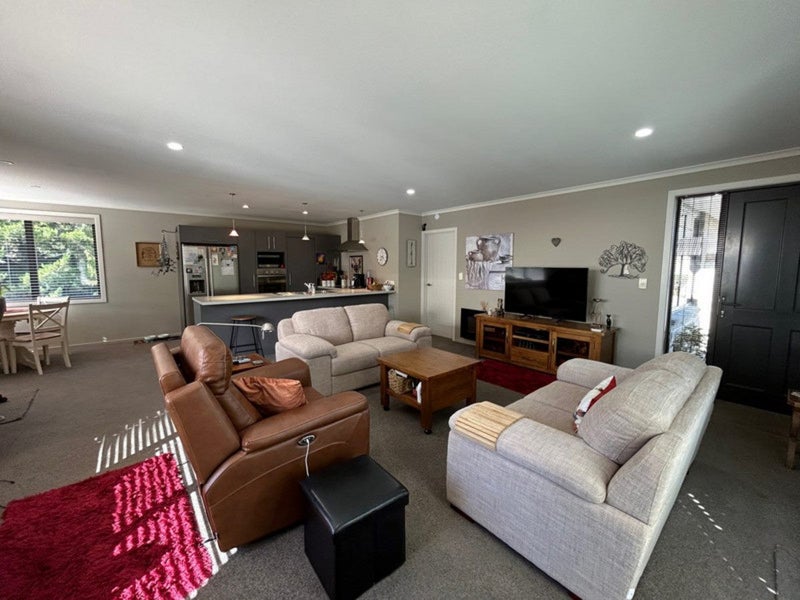 5A Bodkin Road, Bridge Hill, Alexandra - Carousel 2