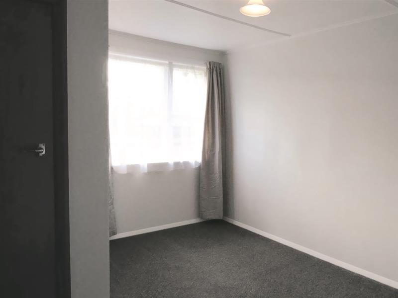 4/5 Dunns Street, Silverstream, Upper Hutt - Carousel 7