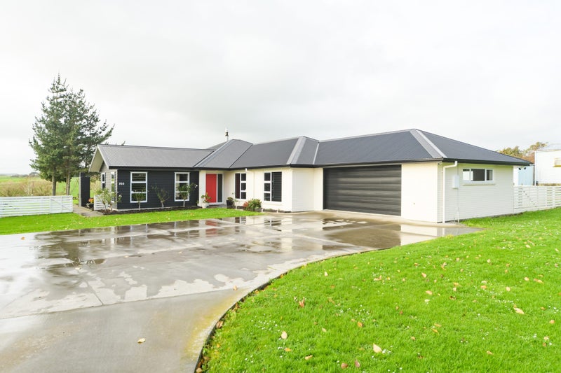 733 Stoney Creek Road, Bunnythorpe, Palmerston North - Carousel 32