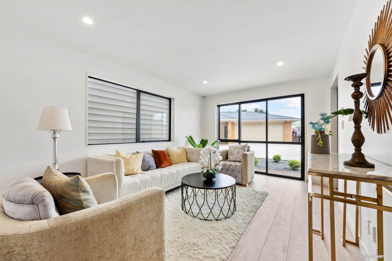 29B Mackenzie Street, Te Atatū South, Auckland - Carousel 2