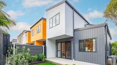 17/128 Onewa Road, Northcote, Auckland - Carousel 1