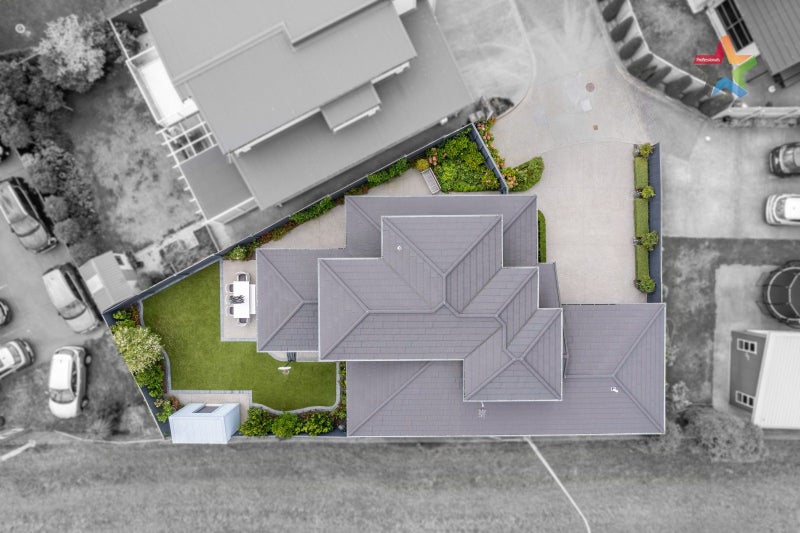 8C Glen Iris Grove, Woburn, Lower Hutt - Carousel 23