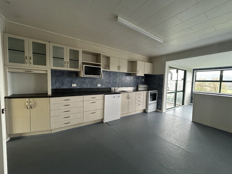 208 King Road, Kaiwaka - Carousel 2
