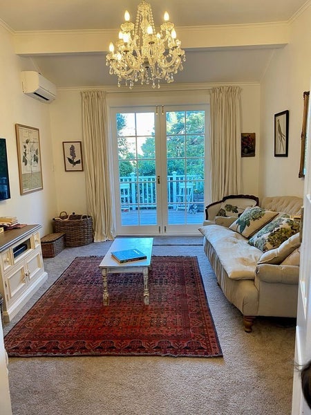 49 Aurora Terrace, Kelburn, Wellington - Carousel 1