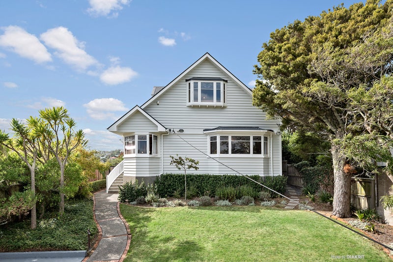 49 Cashmere Avenue, Khandallah, Wellington - Carousel 1
