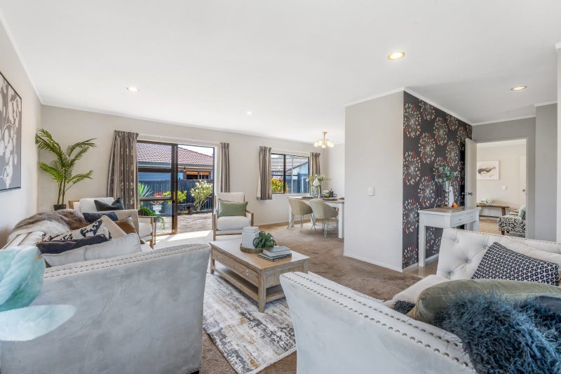 9 Mirabell Place, Golflands, Auckland - Carousel 2