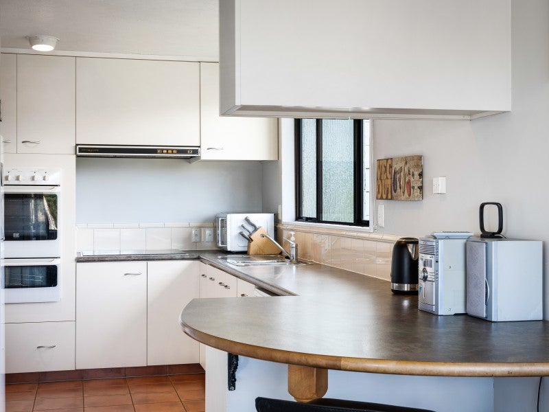 128 Mark Avenue, Grenada Village, Wellington - Carousel 23