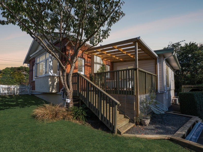 4 Springhill Road, Mornington, Dunedin - Carousel 1